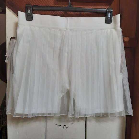 2 LIV Women's White Mesh Pleated Skort Golf/Tennis/Pickleball NWT L - Picture 4 of 4